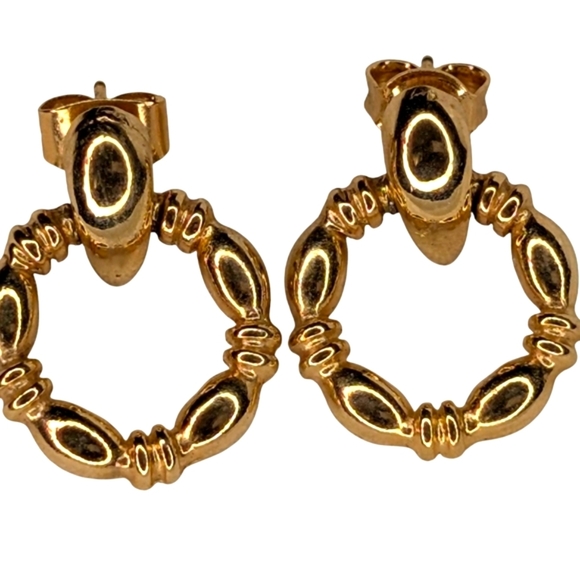 VINTAGE Delicate Gold Post Circle Door Knocker Classic Earrings Door Knocker - Picture 7 of 10